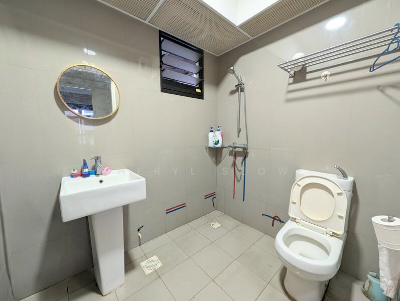 601D Tampines Avenue 9, 601D Tampines Avenue 9, 3 Bedrooms, 990 sqft, HDB Flat For Rent, by Sheryl Seow, 500030253 - Bathroom - PropertyGuru.com.sg