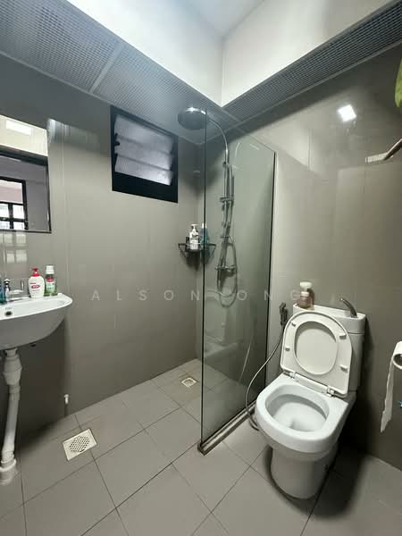 605C Tampines Street 61, 605C Tampines Street 61, 3 Bedrooms, 990 sqft, HDB Flat For Rent, by Alson Ong, 500030274 - Bathroom - PropertyGuru.com.sg