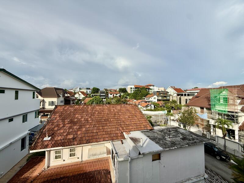 ⭐️⭐️LANDED7772@ Only $2,7xxpsf Huge Land Size Detached at Frankel with Full Basement Detached House For Sale at S$ 17,999,999 | PropertyGuru Singapore - Exterior