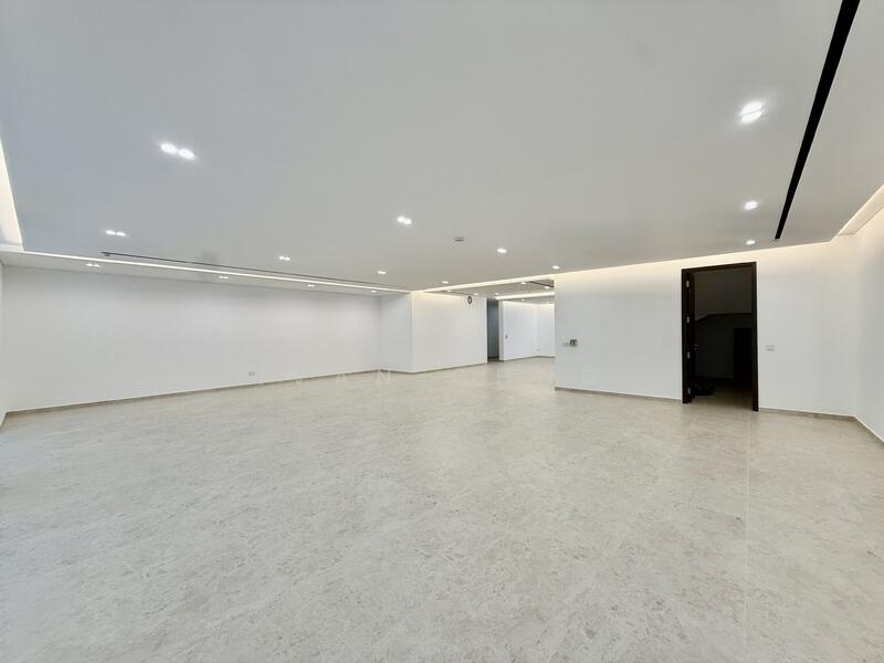 ⭐️⭐️LANDED7772@ Only $2,7xxpsf Huge Land Size Detached at Frankel with Full Basement Detached House For Sale at S$ 17,999,999 | PropertyGuru Singapore - Interior