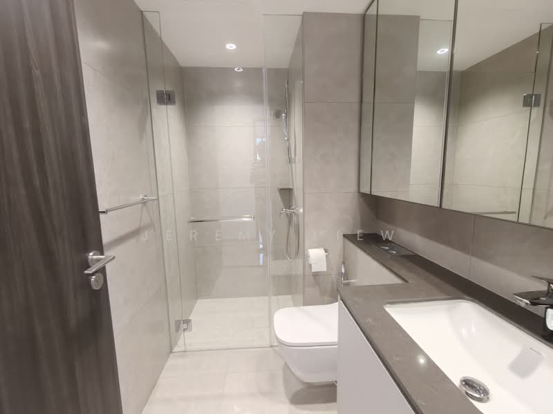 Sky Eden @ Bedok, 1 Bedok Central, 3 Bedrooms, 893 sqft, Condominium For Rent, by Jeremy Liew, 500030451 - Bathroom - PropertyGuru.com.sg