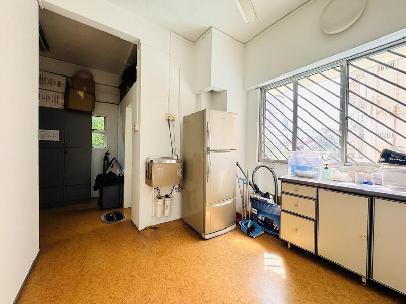 Co-Living ● Best Investment ● Conservation Asset With Excellent Returns, Balestier Road, 4 Bedrooms, 2,022 sqft, Walk-up Apartment For Sale, by Mark Kong, 500030461 - Kitchen - PropertyGuru.com.sg