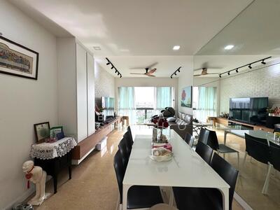 For Sale - Tanamera Crest