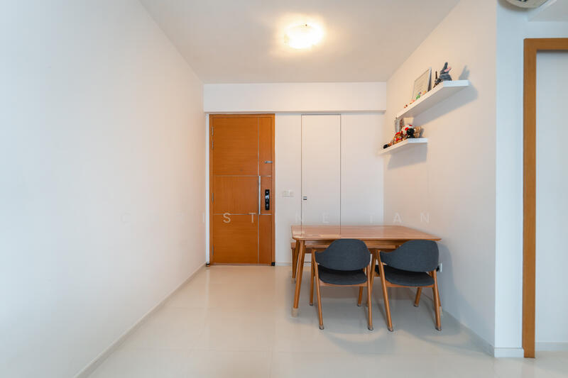 Dining area & Entrance