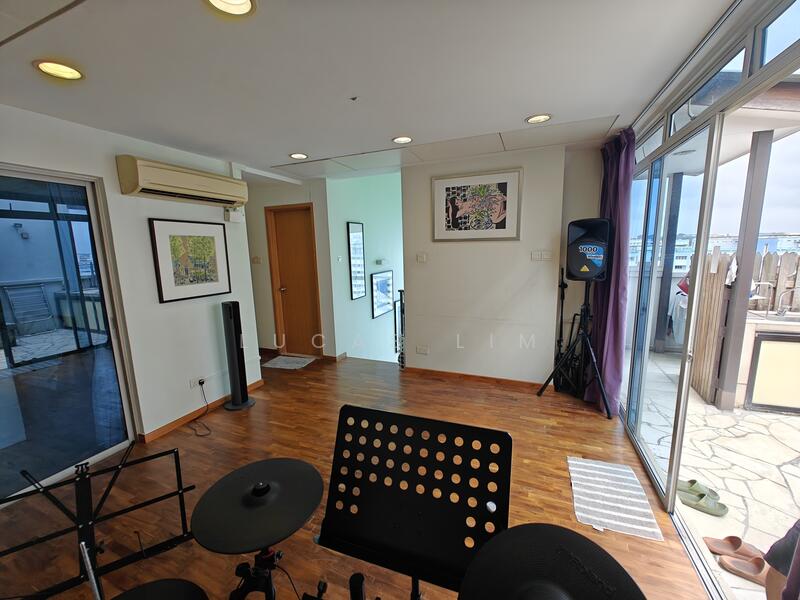 Attic - Entertainment Hall