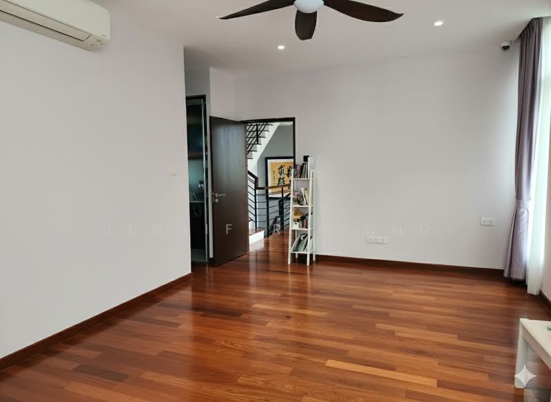 2.5 Sty Semi-D @ Serangoon Garden, Tavistock Avenue, 5 Bedrooms, 5,500 sqft, Semi-Detached House For Rent, by Jennifer Leong, 500030508 - Living Room - PropertyGuru.com.sg