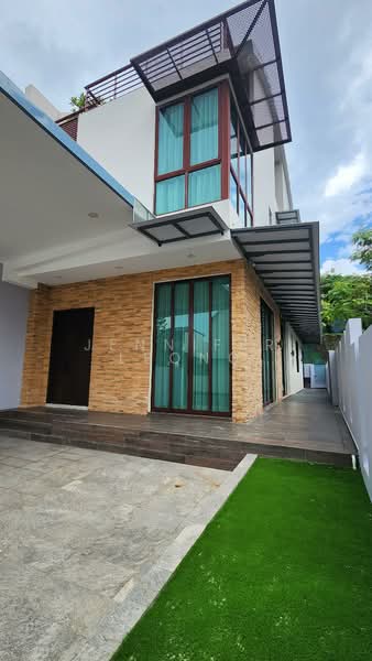 For Rent - Newly Refurbished Semi D @ Serangoon Garden