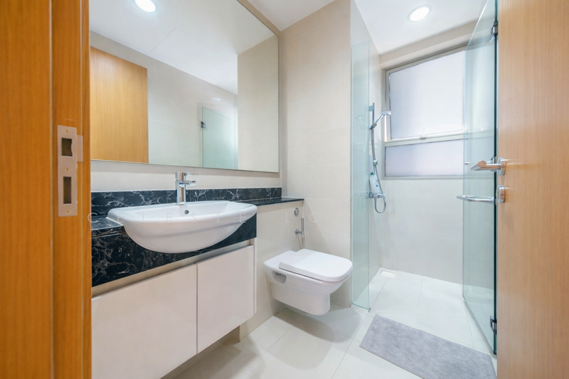 The Peak @ Balmeg Condominium For Sale at S$ 2,999,999 | PropertyGuru Singapore - Bathroom