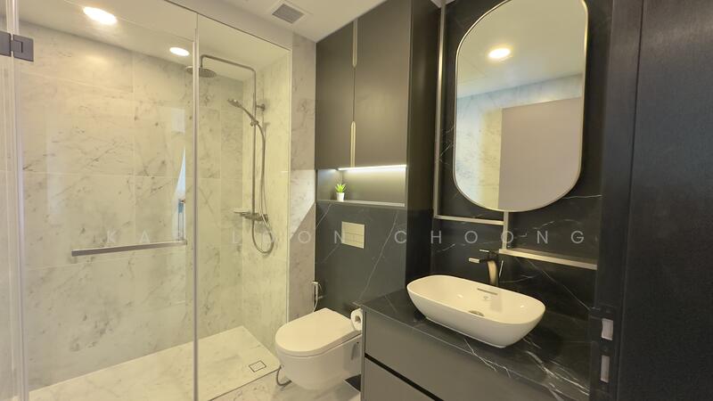 Master Ensuite Bathroom