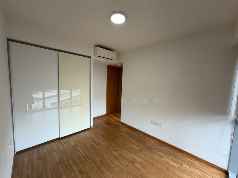 The Scala @ Lorong Chuan, 136 Serangoon Avenue 3, 3 Bedrooms, 1,044 sqft, Condominium For Rent, by Mike Heng, 500030732 - Bedroom - PropertyGuru.com.sg