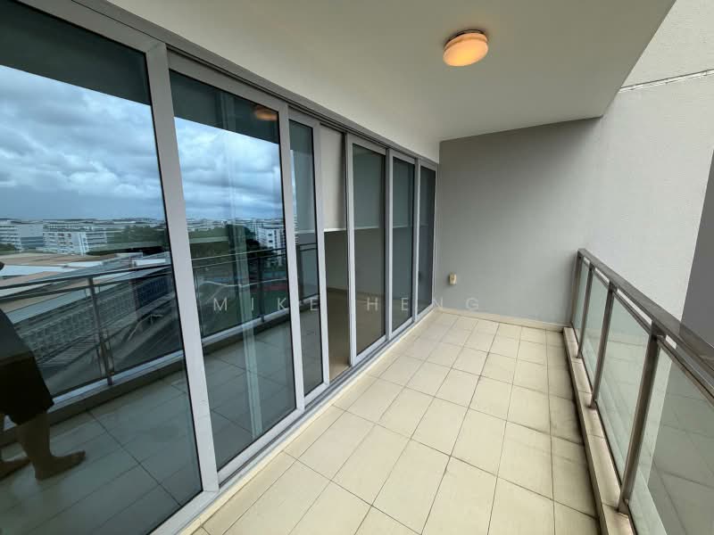 The Scala @ Lorong Chuan, 136 Serangoon Avenue 3, 3 Bedrooms, 1,044 sqft, Condominium For Rent, by Mike Heng, 500030732 - Balcony - PropertyGuru.com.sg