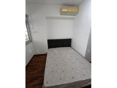 For Rent - 185B Rivervale Crescent