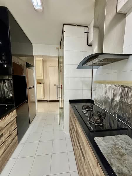 414B Fernvale Link, 414B Fernvale Link, 3 Bedrooms, 1,001 sqft, HDB Flat For Sale, by Eddie SOH, 500030807 - Kitchen - PropertyGuru.com.sg