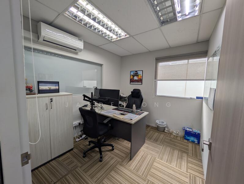 Penjuru Tech Hub, 4 Penjuru Place, 5,900 sqft, Factory / Workshop (B2) For Sale, by Jayden Ong, 500030824 - CommercialGuru.com.sg