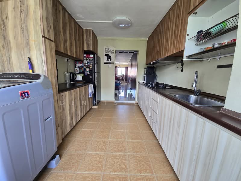 77 Telok Blangah Drive, 77 Telok Blangah Drive, 3 Bedrooms, 990 sqft, HDB Flat For Sale, by Dennis Chua, 500030916 - Kitchen - PropertyGuru.com.sg