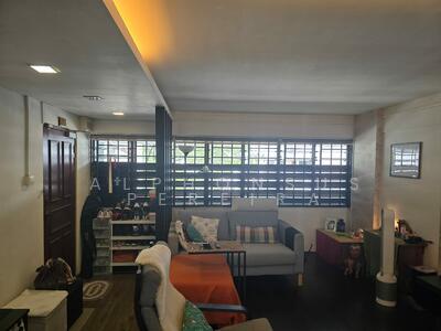 For Sale - 220 Lorong 8 Toa Payoh