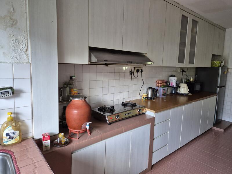 For Sale - 608 Clementi West Street 1