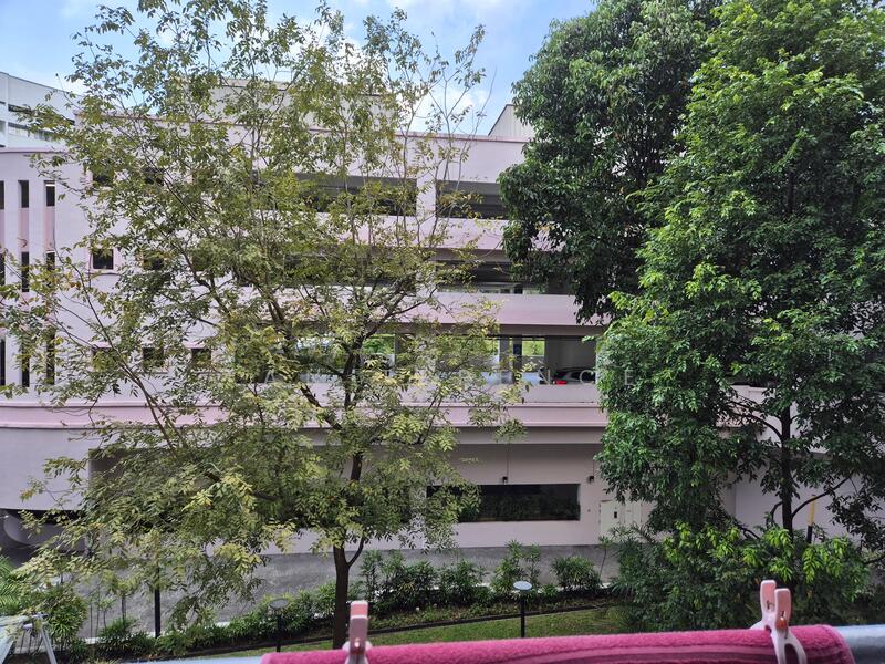 For Sale - 608 Clementi West Street 1