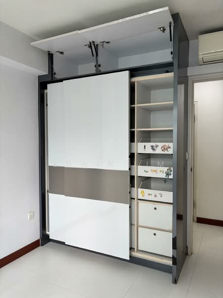 334C Yishun Riverwalk, 334C Yishun Street 31, 3 Bedrooms, 990 sqft, HDB Flat For Sale, by Edwin Lim, 500031105 - Bedroom 2 Wardrobe - PropertyGuru.com.sg