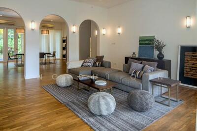 For Rent - King Albert Park GCB