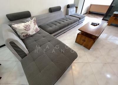 For Rent - 330 Sembawang Close