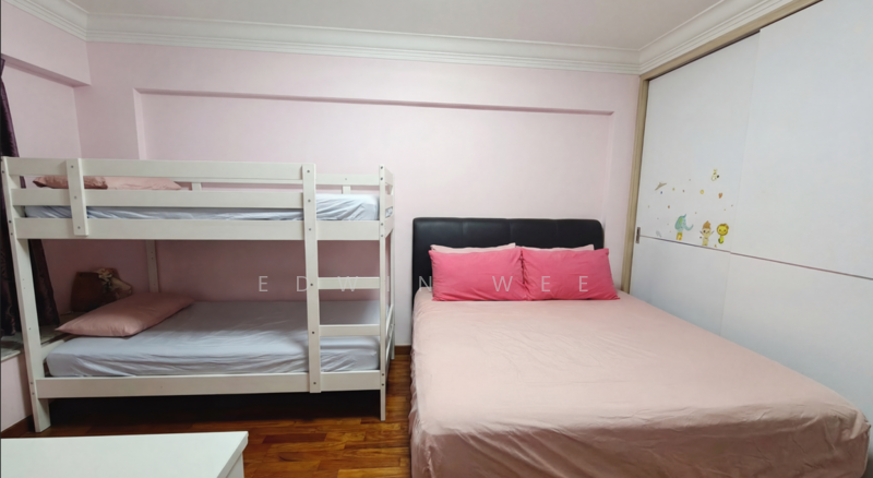 172C Edgedale Plains HDB Flat For Sale at S$ 660,000 | PropertyGuru Singapore - Bedroom