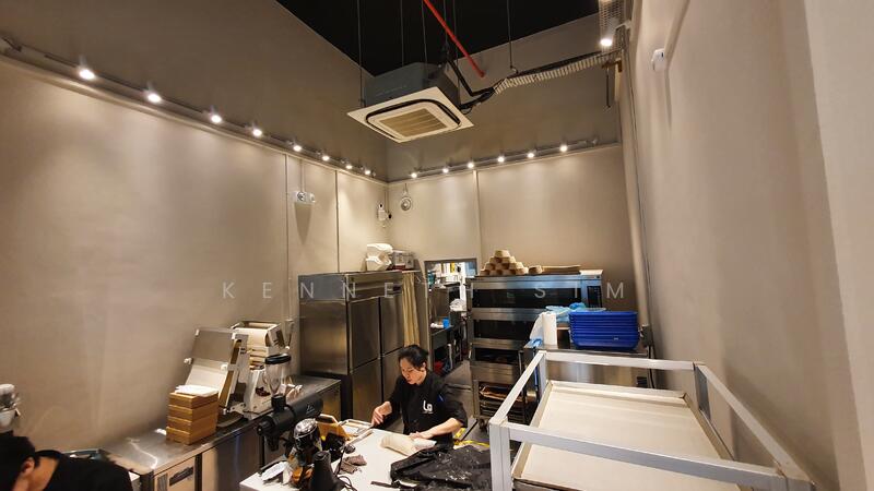 The Commerze @ Irving, 1 Irving Place, 561 sqft, Food & Beverage For Sale, by Kenneth Sim, 500031360 - Kitchen - CommercialGuru.com.sg