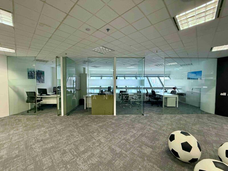The Concourse, 300 Beach Road, 6,598 sqft, Office For Rent, by Alan Koh, 500031465 - Interior - CommercialGuru.com.sg