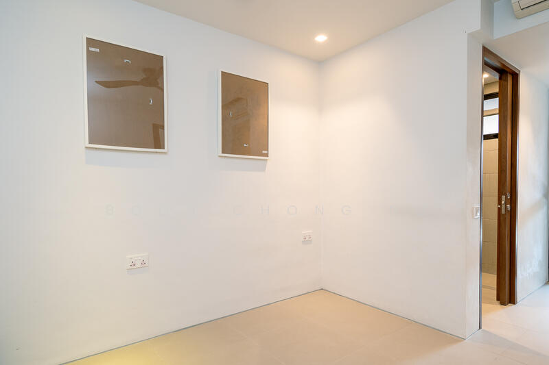 Common Bedroom with Ensuite Bath