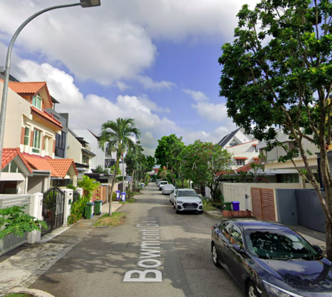 ❤️GIANT⚡️Brand New 4 Lvls Inter-Terrace in Frankel Estate w Mezzanine, Attic & Lift Terraced House For Sale at S$ 7,000,000 | PropertyGuru Singapore - Exterior