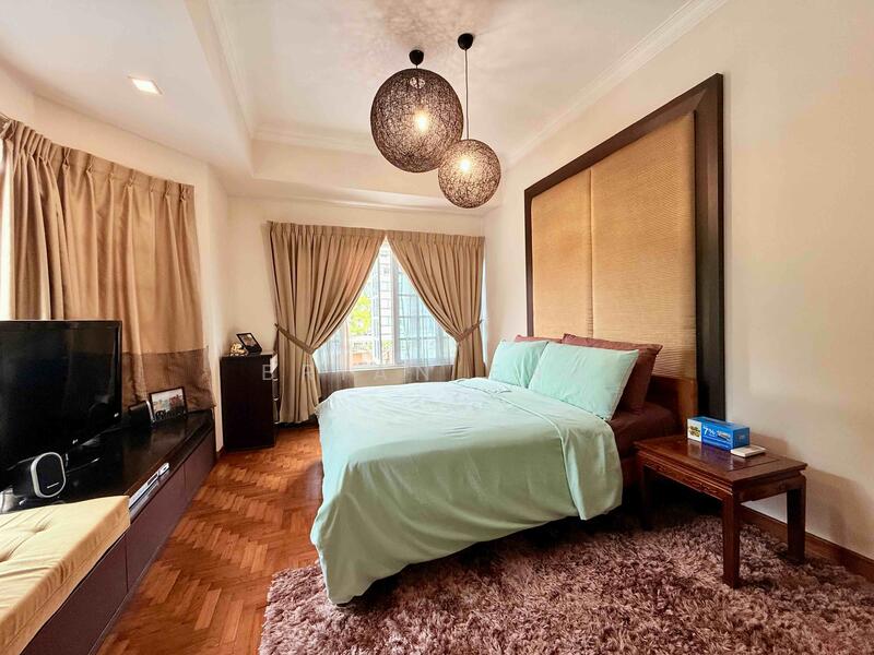 Junior Master Bedroom with Ensuite