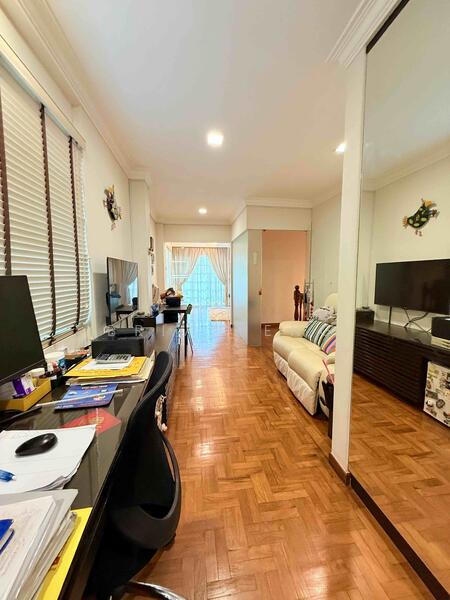 Master Bedroom (Extension)