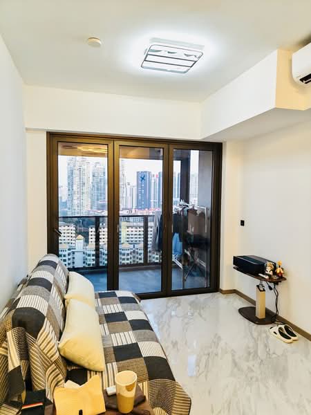 The Landmark, 173 Chin Swee Road, 1 Bedroom, 517 sqft, Condominium For Rent, by Han Yijie, 500031667 - Living Room - PropertyGuru.com.sg