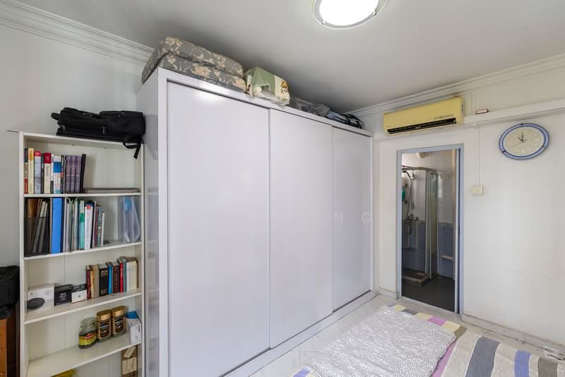 8 Ghim Moh Road HDB Flat For Sale at S$ 868,000 | PropertyGuru Singapore - Bedroom