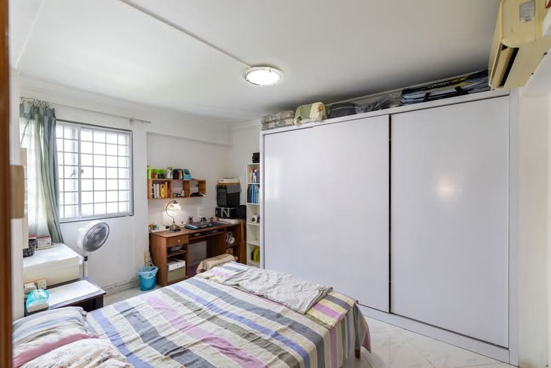 8 Ghim Moh Road HDB Flat For Sale at S$ 868,000 | PropertyGuru Singapore - Bedroom
