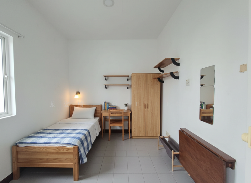 Helper's Room at the Service Yard