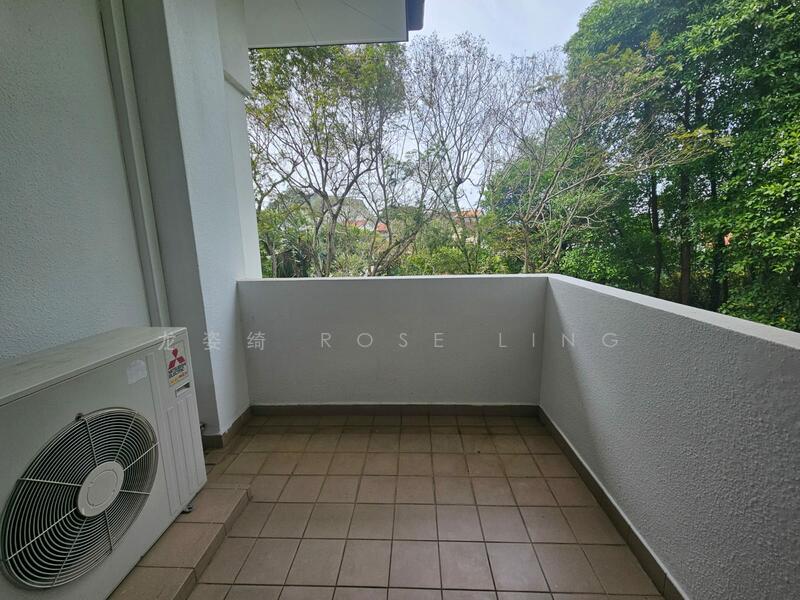 Master Bedroom Balcony