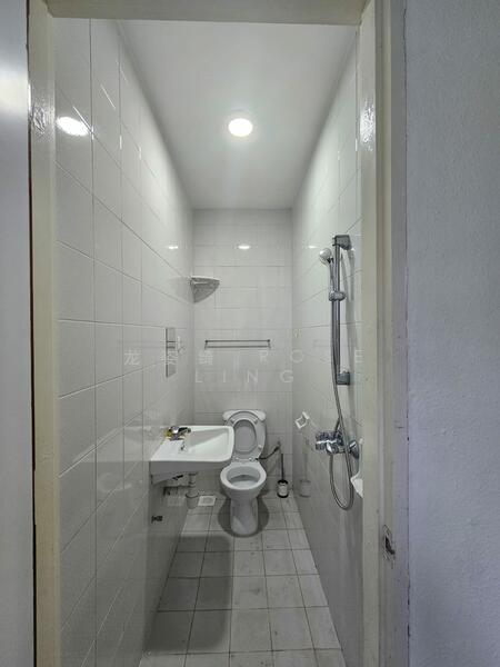 Helper Bathroom at Service Yard