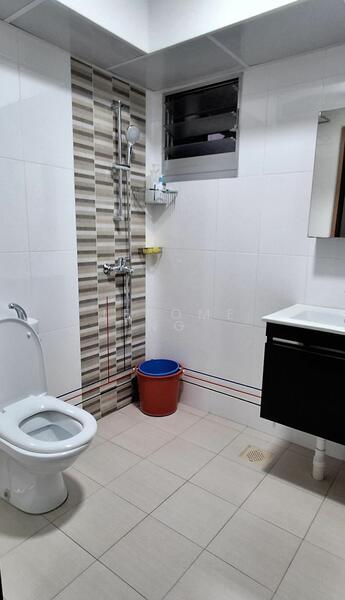 Common Bathroom View 2