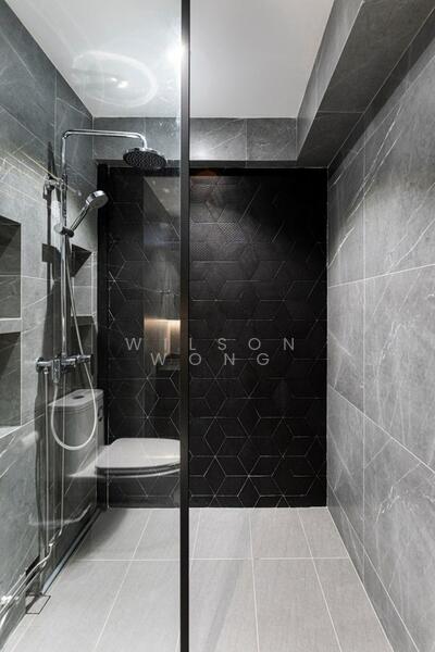 Master Bedroom Bathroom