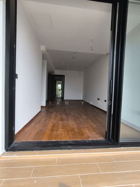 Brand New Freehold Terrace @ Hillview, Hillview Crescent/Hillview Garden Estate/Hillview Ave/Hillview Drive, 6 Bedrooms, 7,240 sqft, Terraced House For Sale, by Vivian Yang, 500031872 - Interior - PropertyGuru.com.sg