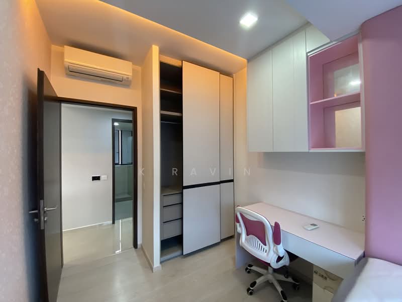 D'Nest, 149 Pasir Ris Grove, 5 Bedrooms, 1,765 sqft, Condominium For Sale, by K Ravin, 500031884 - Bedroom - PropertyGuru.com.sg