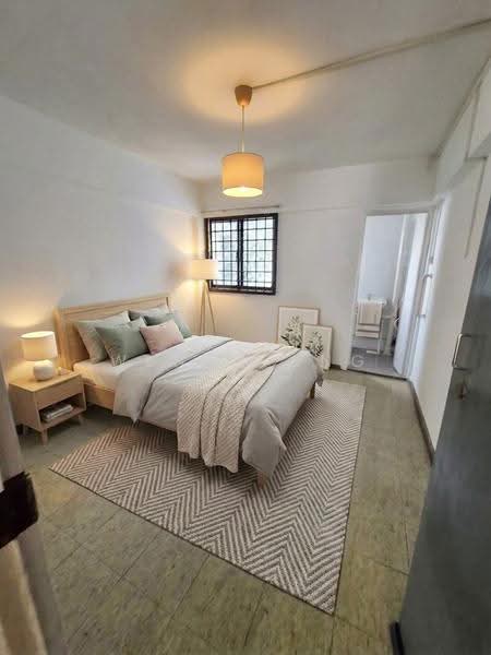 379 Clementi Avenue 5, 379 Clementi Avenue 5, Buona Vista / West Coast / Clementi New Town, 2 Bedrooms, 882 sqft, HDB Flat For Sale, by Wendy Ong, 500031896 - Bedroom - PropertyGuru.com.sg
