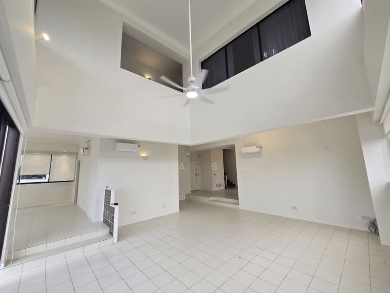 Riverwalk Apartments, 20 Upper Circular Road, 4 Bedrooms, 3,300 sqft, Apartment For Rent, by Chia S M, 500031909 - Living Room - PropertyGuru.com.sg