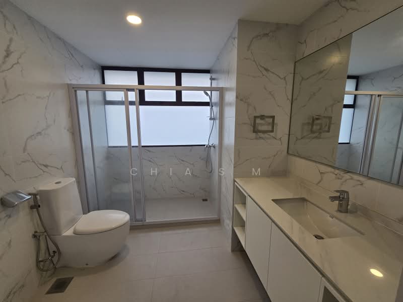 Riverwalk Apartments, 20 Upper Circular Road, 4 Bedrooms, 3,300 sqft, Apartment For Rent, by Chia S M, 500031909 - Bathroom - PropertyGuru.com.sg