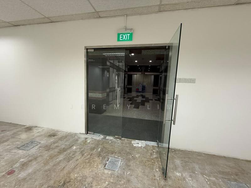 6 Raffles Quay, 6 Raffles Quay, Boat Quay / Raffles Place / Marina, 1,410 sqft, Office For Rent, by Jeremy Lim, 500031977 - Entrance - CommercialGuru.com.sg