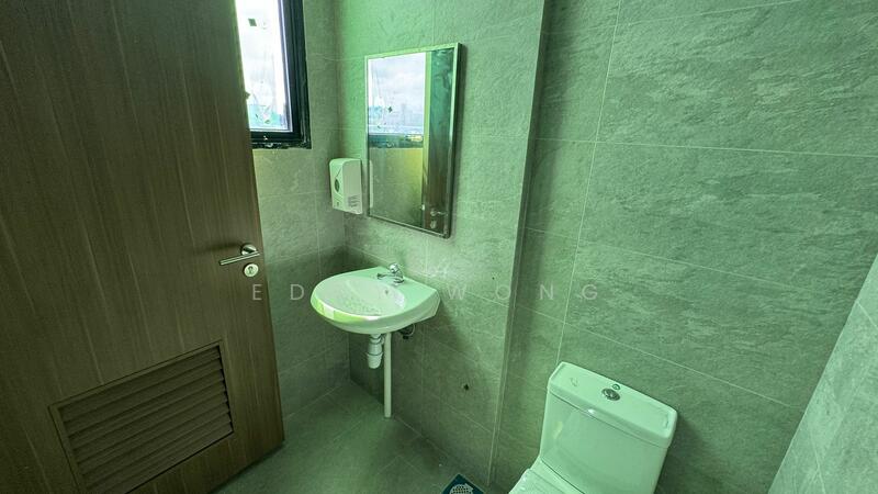 Stellar @ Tampines, 12 Tampines North Drive 4, Pasir Ris / Tampines, 3,325 sqft, Factory / Workshop (B2) For Rent, by Eddy Wong, 500032001 - Bathroom - CommercialGuru.com.sg
