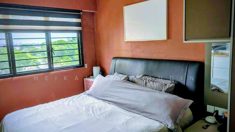 456B Sengkang West Road HDB Flat For Sale at S$ 675,000 | PropertyGuru Singapore - Bedroom