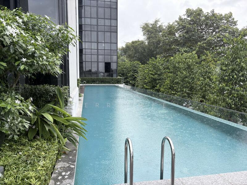 35 Gilstead Apartment For Sale at S$ 2,800,000 | PropertyGuru Singapore - Exterior