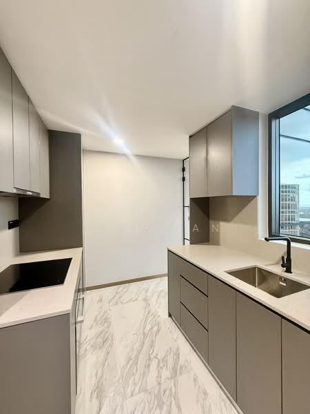 The Landmark, 173 Chin Swee Road, 2 Bedrooms, 753 sqft, Condominium For Rent, by Jenn Tan, 500032201 - Kitchen - PropertyGuru.com.sg